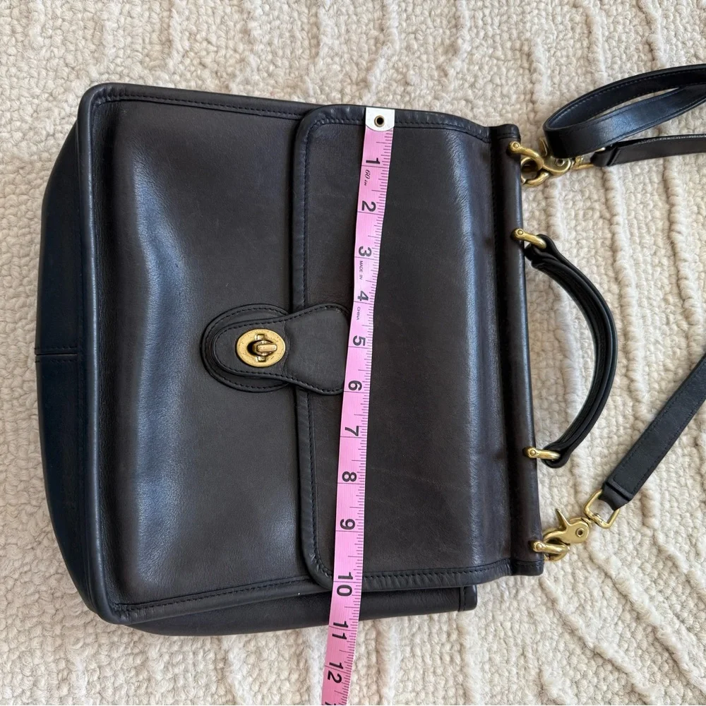 Vintage Coach Willis Bag M0651-F09927 Black Leather w Adjustable Strap & Hangtag - Picture 8 of 9